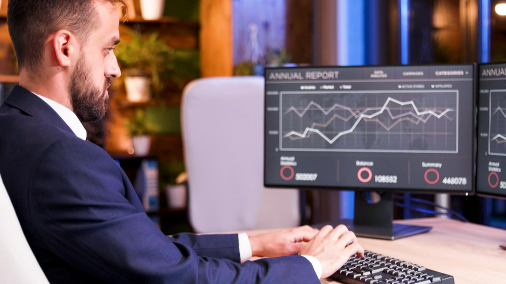 What Is a Broker Model and Why STP Should Be Your Only Choice