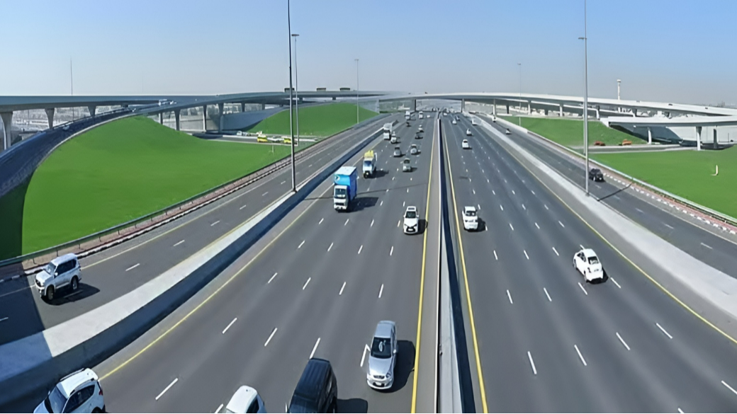 Sharjah Announces Partial Road Closure Near Al Hazanah for Six Days
