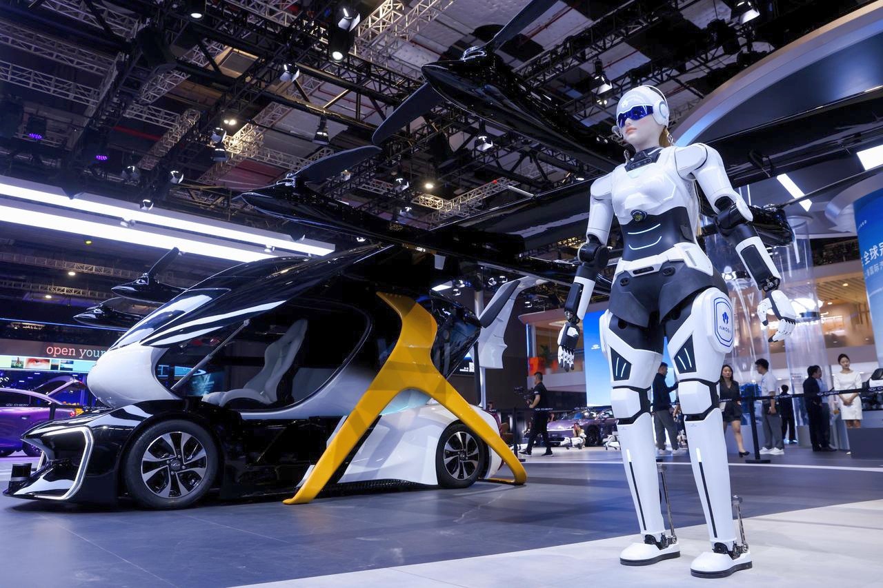 OMODA & JAECOO Showcases AI Robotics and Smart Mobility Technologies for Future UAE Smart Cities