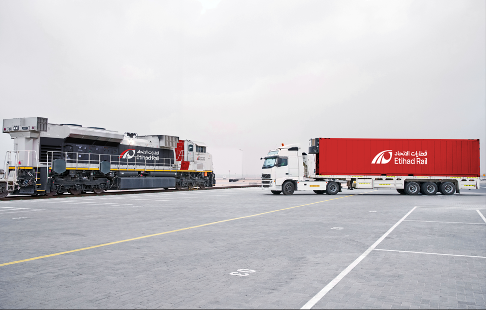Etihad Rail Partners with Abu Dhabi Fishermen Cooperative to Transport Fresh Fish by Rail